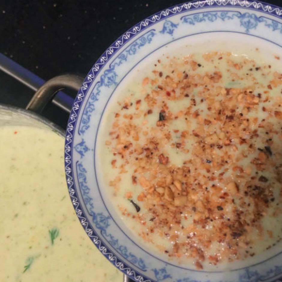 Kolay Yeşil Sebze Çorbası