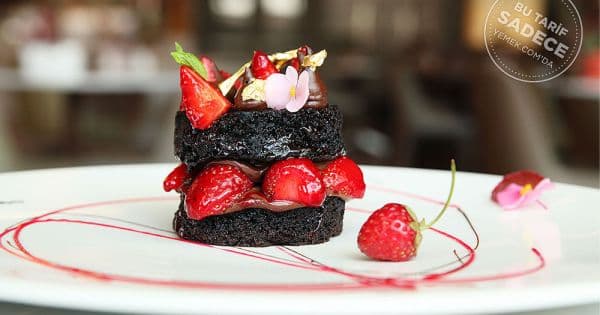 Çilekli Brownie