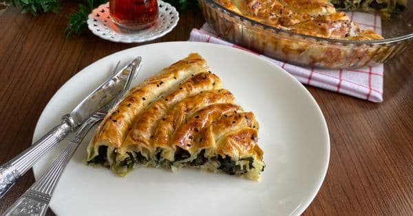 Ispanaklı Börek