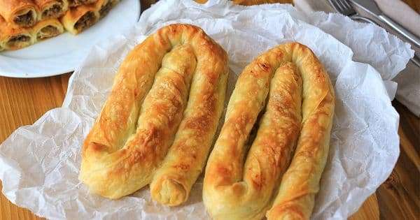 Kıymalı Börek