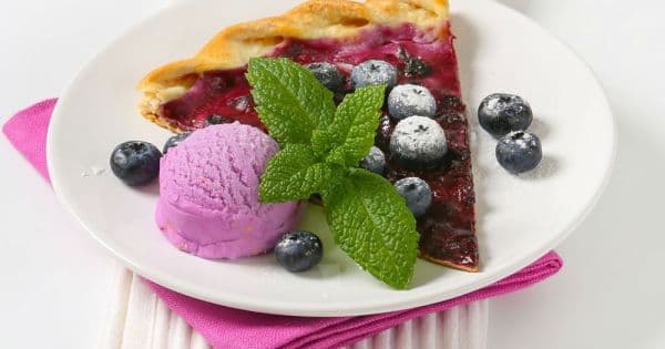 Yaban Mersinli Kolay Tart