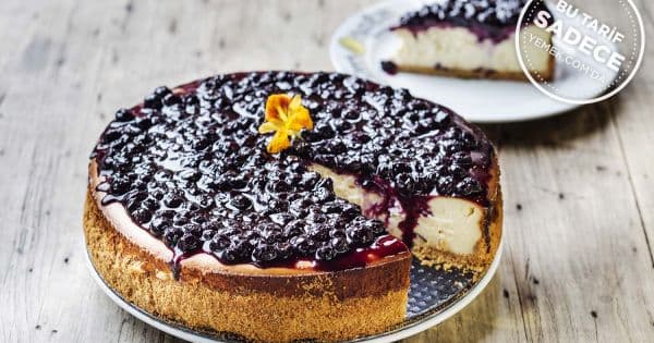 Yaban Mersinli Cheesecake