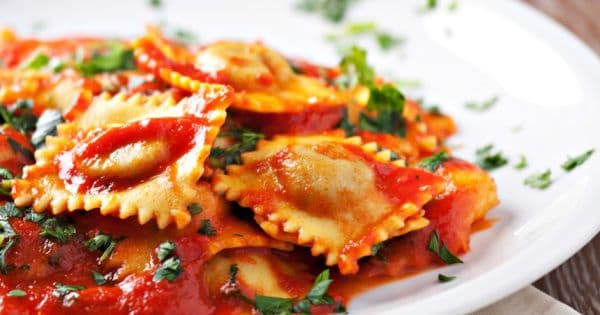 Domates Soslu Ravioli
