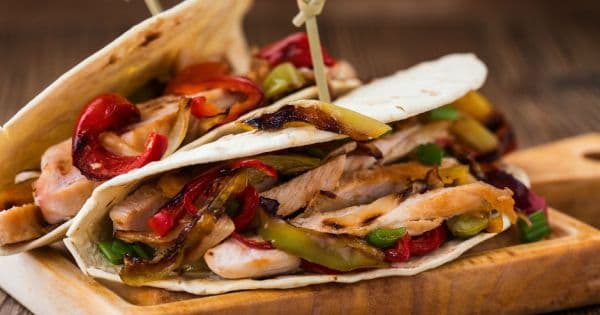 Tavuklu Acılı Taco