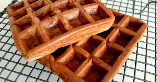 Yulaflı Muzlu Waffle