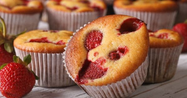 Çilekli Muffin