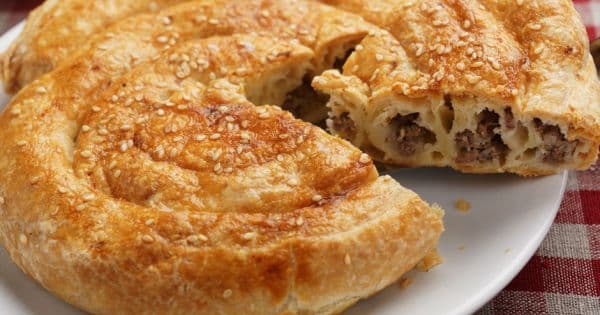 Kavurmalı Börek