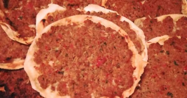 Kolay Lahmacun