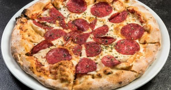 Şarküteri Pizza