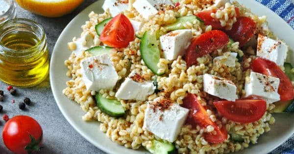 Peynirli Bulgur Salatası