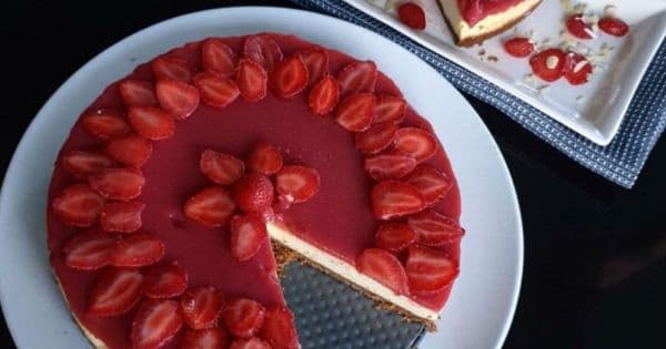 Çilekli Şekersiz Cheesecake