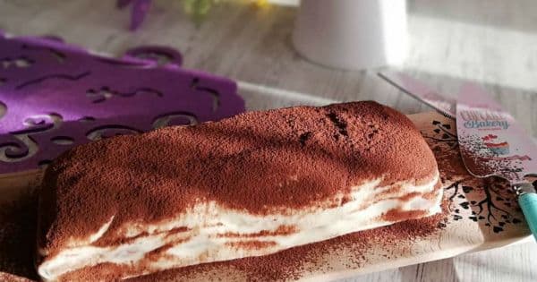 Baton Kek Kalıbında Tiramisu