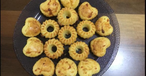 Kaşarlı Mini Muffinler
