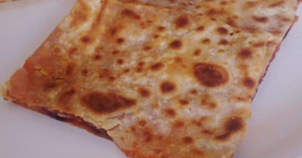 Tavada Pratik Lavaş Börek