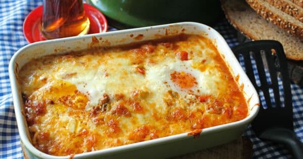 Fırında Kıymalı Yumurta
