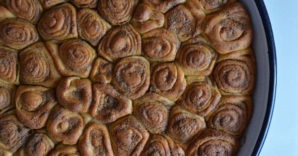 Haşhaşlı Tatlı Çörek