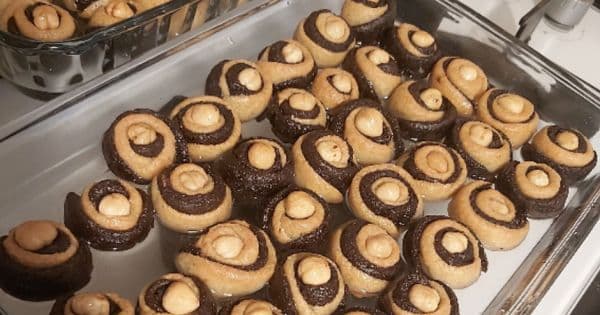 İki Renkli Gül Tatlısı