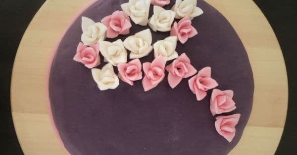 Şeker Hamurlu Pasta