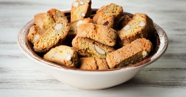 Bademli İtalyan Kurabiyesi (Cantuccini)