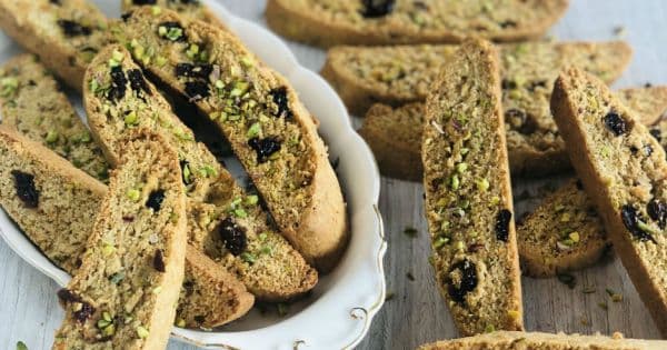 Fıstıklı Biscotti