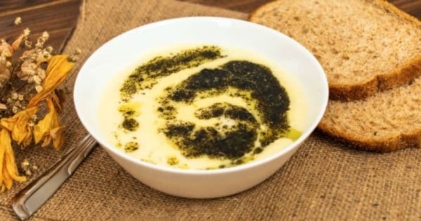Pirinçsiz Yoğurt Çorbası