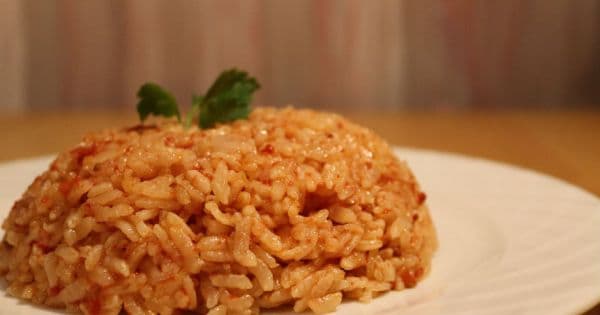 Domatesli Pirinç Pilavı