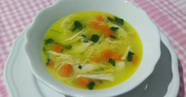 Kolay Tavuk Çorbası