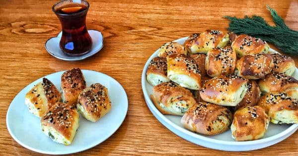 Peynirli Rulo Börek
