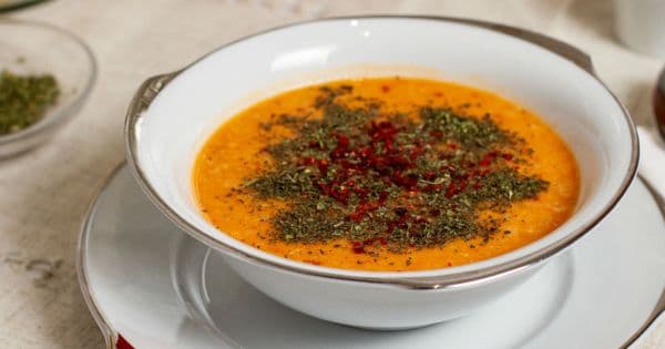 Yoğurtlu Ezogelin Çorbası