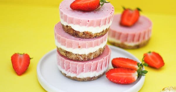 Çilekli Kolay Cheesecake