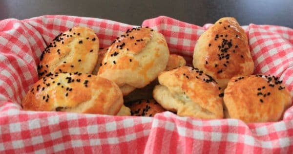 Peynirli Poğaça