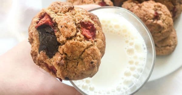 Çilekli Çikolatalı Fit Kurabiye