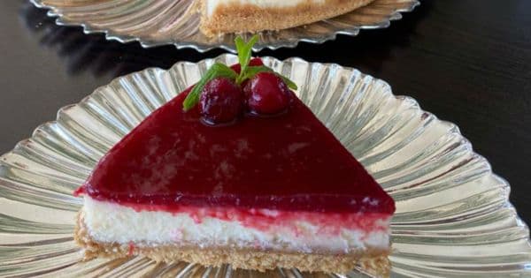 Vişneli Cheesecake