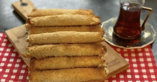 Fırında Galeta Unlu Çıtır Börek