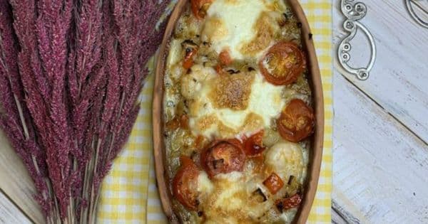 Güveçte Mozzarellalı Karides