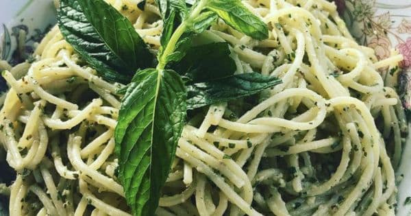 Pesto Soslu Spagetti