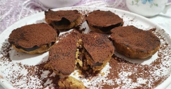 Nohut Tabanlı Çikolatalı Bisküvi
