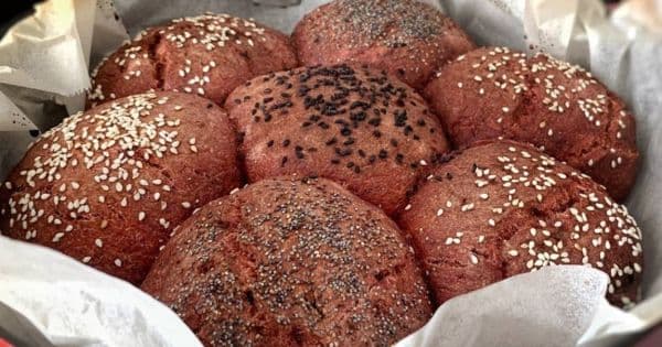 Pancarlı Ekşi Mayalı Çiçek Ekmek
