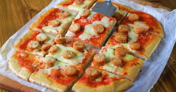 Piliç Sosisli Pizza