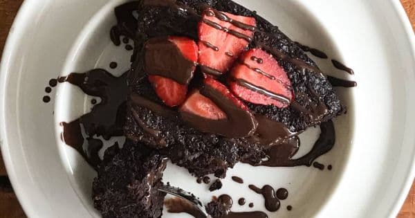 4 Malzemeli Unsuz Brownie