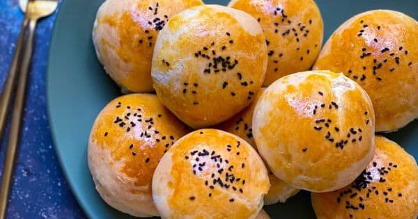 Peynirli Zeytinli Kaşarlı Poğaça