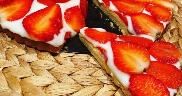 Çilekli Tart