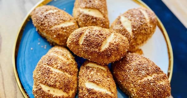 Kaşarlı Simit