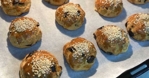 Zeytinli Kıyır Poğaça
