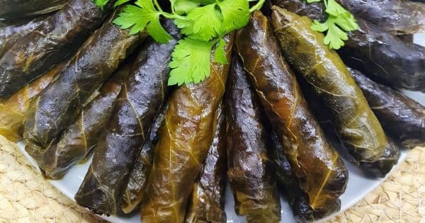 Zeytinyağlı Karalahana Sarması