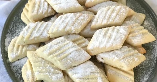 Kıyır Un Kurabiyesi