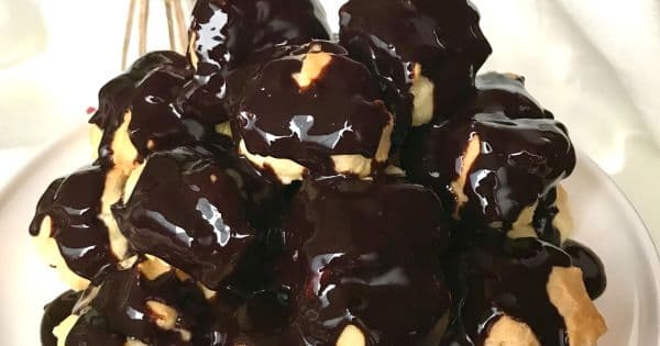 Tam Ölçülü Profiterol