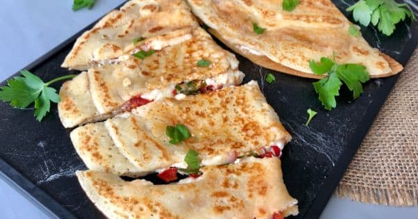 Sebzeli Peynirli Krep Börek