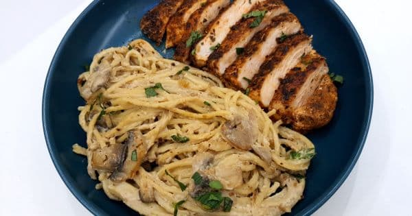 Cajun Tavuk ve Alfredo Makarna
