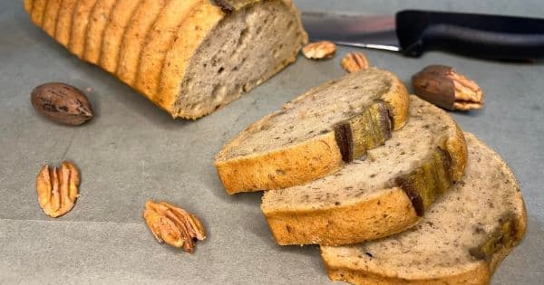 Cevizli Banana Bread